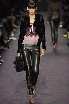 Look 18